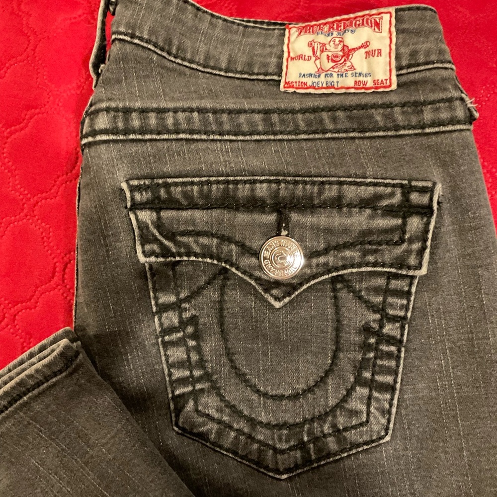 True Religion Jeans with black top stitching Women’s Grey Demin
